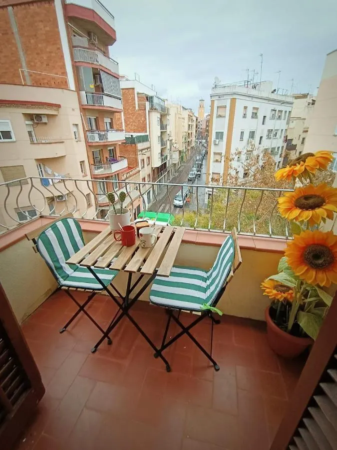 Hawaii Fira Barcelona Apartment L'Hospitalet de Llobregat 0*,